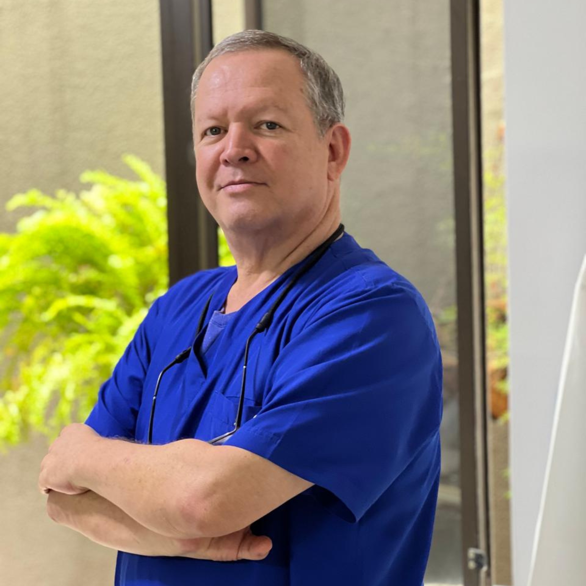 Dr. José Fernando García — Referente en odontología integrativa